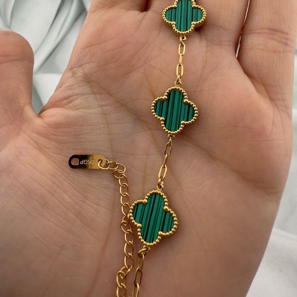 Anthropologie Jewelry - Alhambra 18k Gold Plated Gold and Green Clover Bracelet